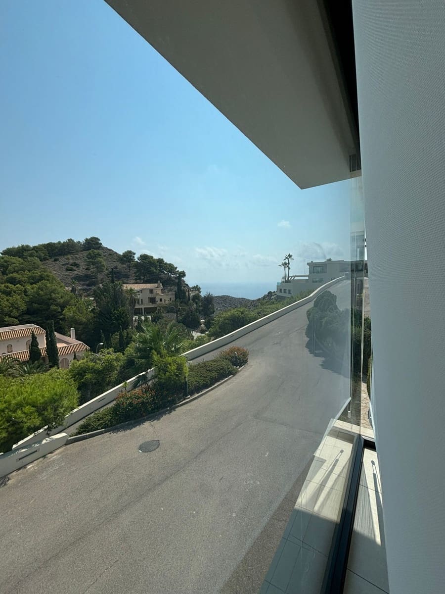 6 quarto Moradia para venda em Atamaria com piscina garagem - 1 950 000 € (Ref: 9658373)