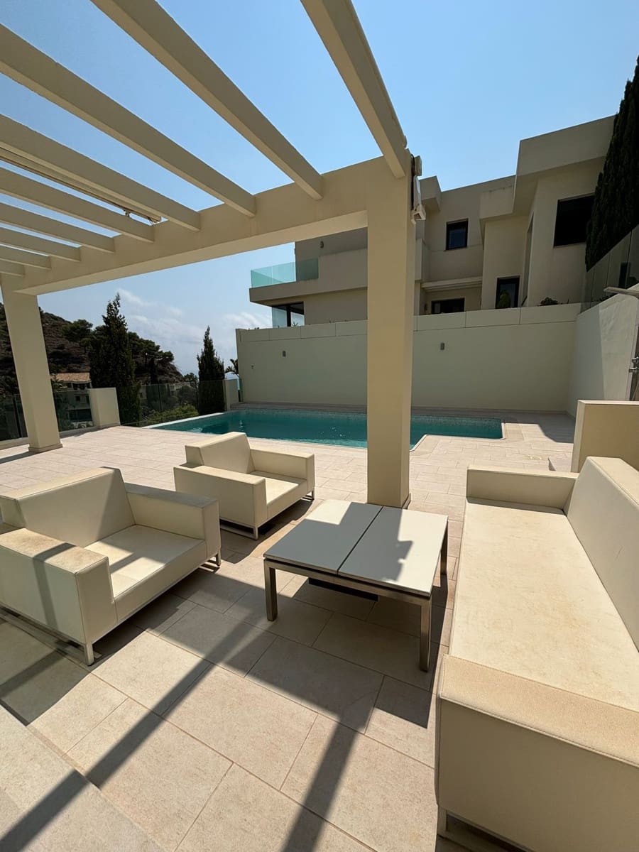 6 quarto Moradia para venda em Atamaria com piscina garagem - 1 950 000 € (Ref: 9658373)