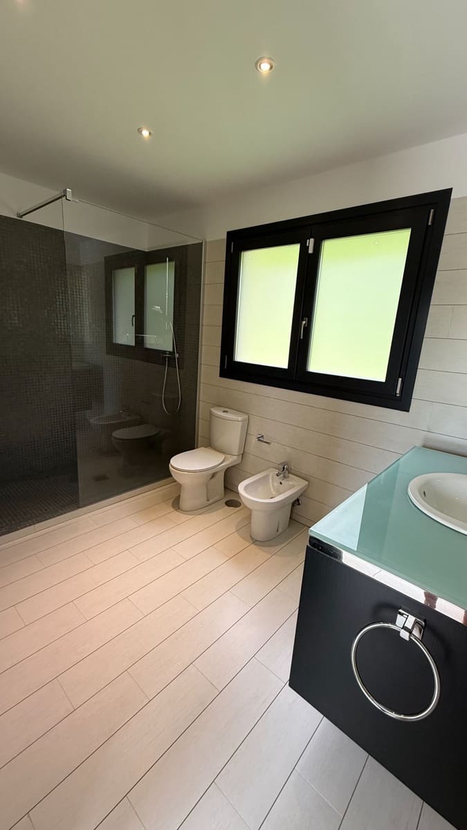 6 quarto Moradia para venda em Atamaria com piscina garagem - 1 950 000 € (Ref: 9658373)