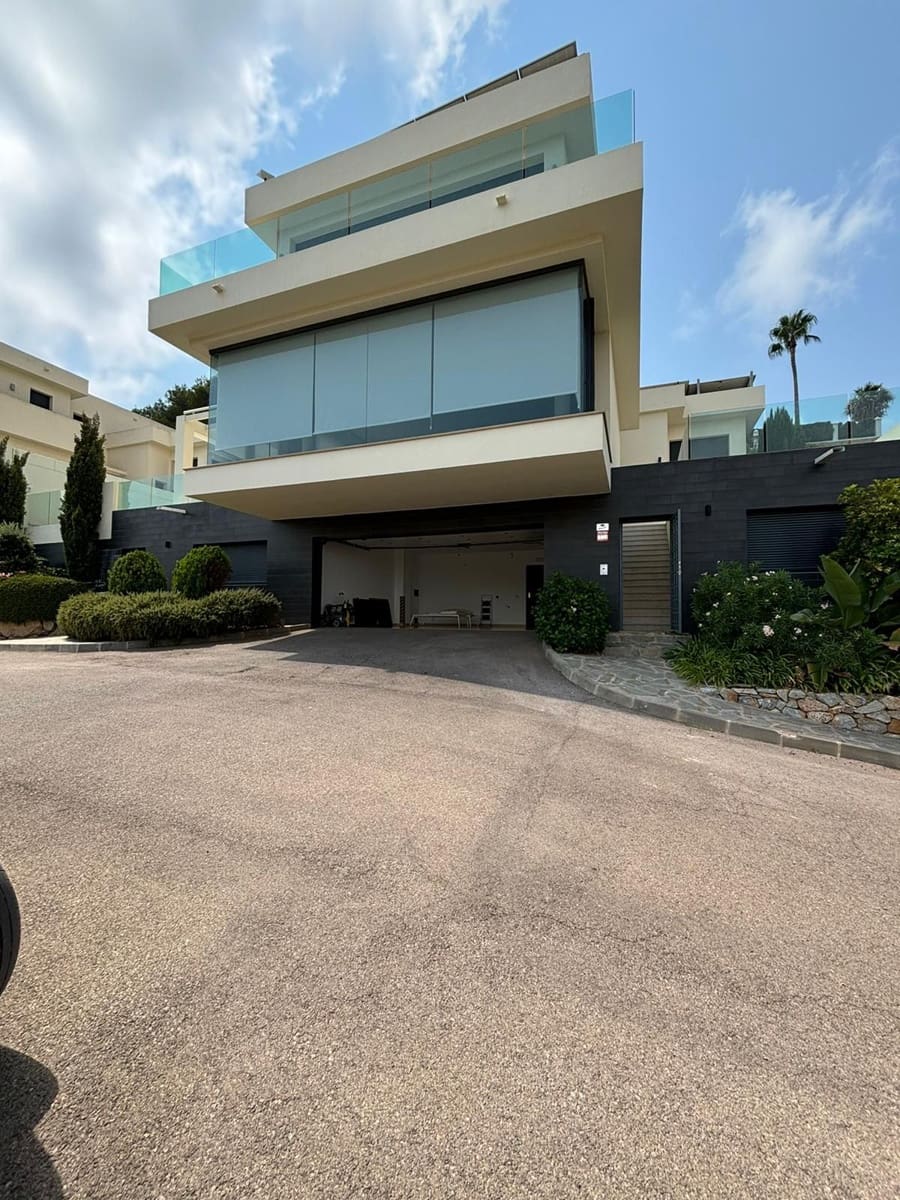 6 quarto Moradia para venda em Atamaria com piscina garagem - 1 950 000 € (Ref: 9658373)