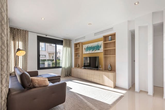 5 Zimmer Villa zu verkaufen in Orihuela Costa, Orihuela mit Pool Garage - 895.000 € (Ref: 9658377)