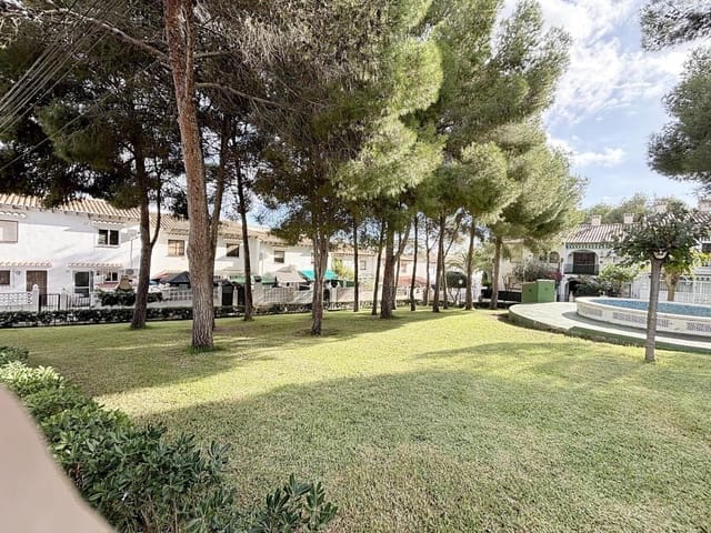 1 camera da letto Bungalow in vendita in Torrevieja con piscina - 97.000 € (Rif: 9665960)
