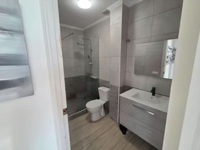 Bungalow de 1 habitación en Torrevieja en venta - 96.000 € (Ref: 9665963)