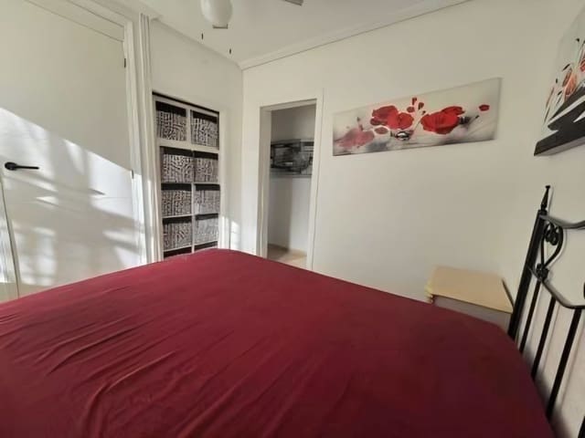 Bungalow de 1 habitación en Torrevieja en venta - 96.000 € (Ref: 9665963)