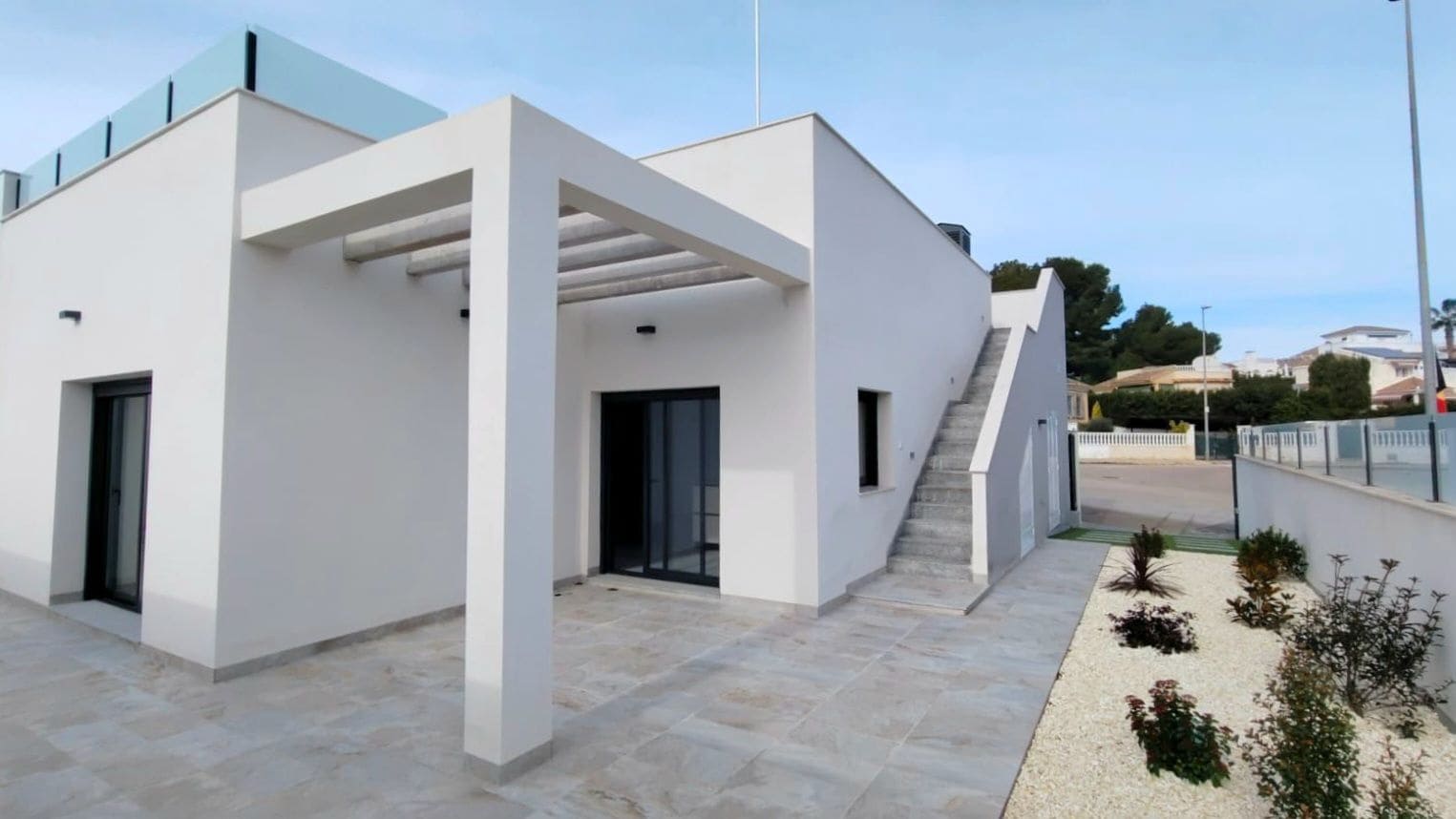 3 slaapkamer Villa te koop in Pinar de Campoverde met zwembad garage - € 422.500 (Ref: 9673851)