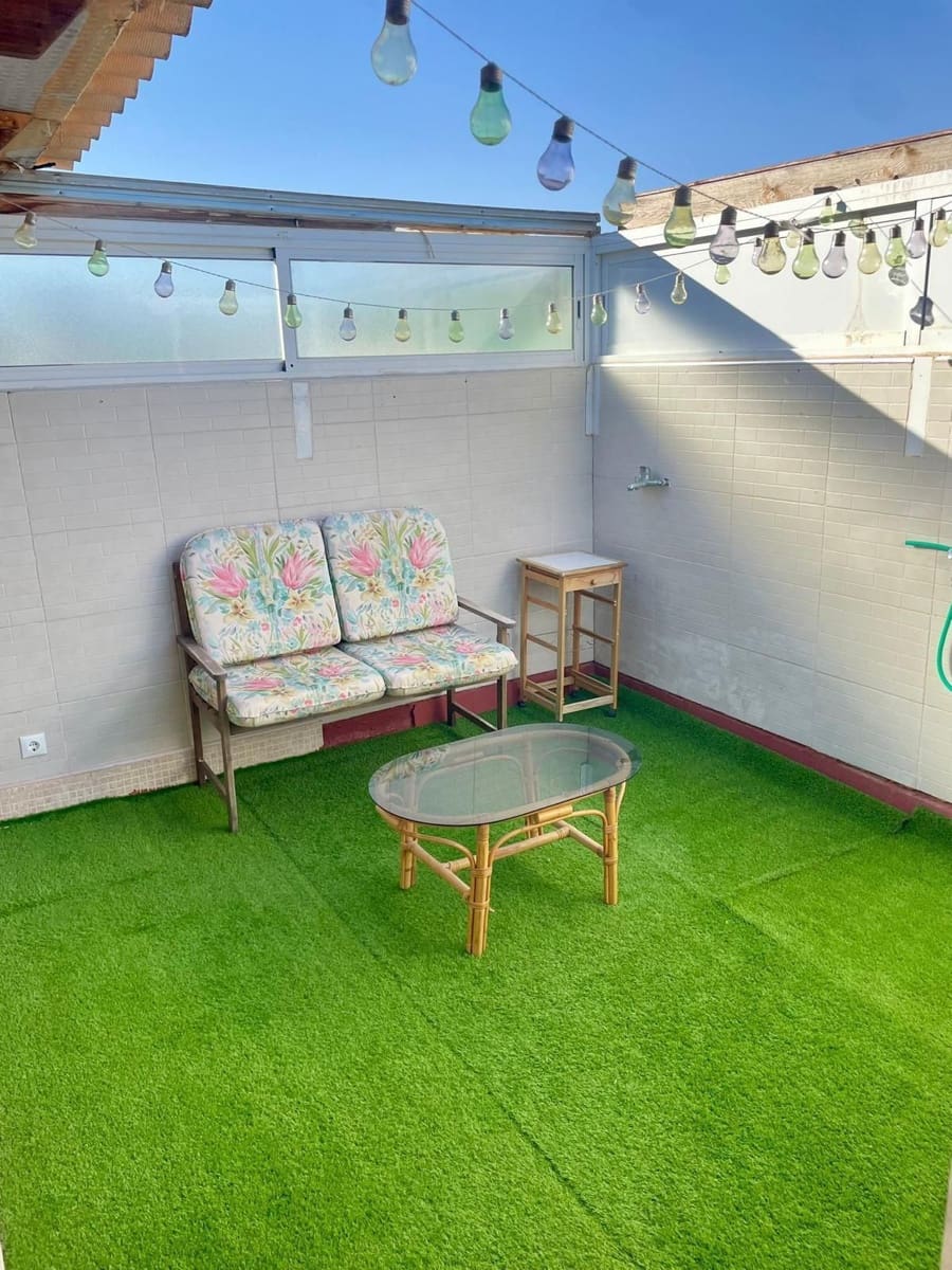 Bungalow de 2 habitaciones en Orihuela Costa en venta con piscina - 131.990 € (Ref: 9676810)