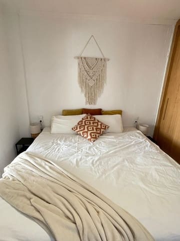 Bungalow de 2 habitaciones en Orihuela Costa, Orihuela en venta con piscina - 131.990 € (Ref: 9676810)