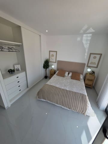 3 sypialnia Willa na sprzedaż w Orihuela Costa, Orihuela z basenem garażem - 415 000 € (Ref: 9679507)