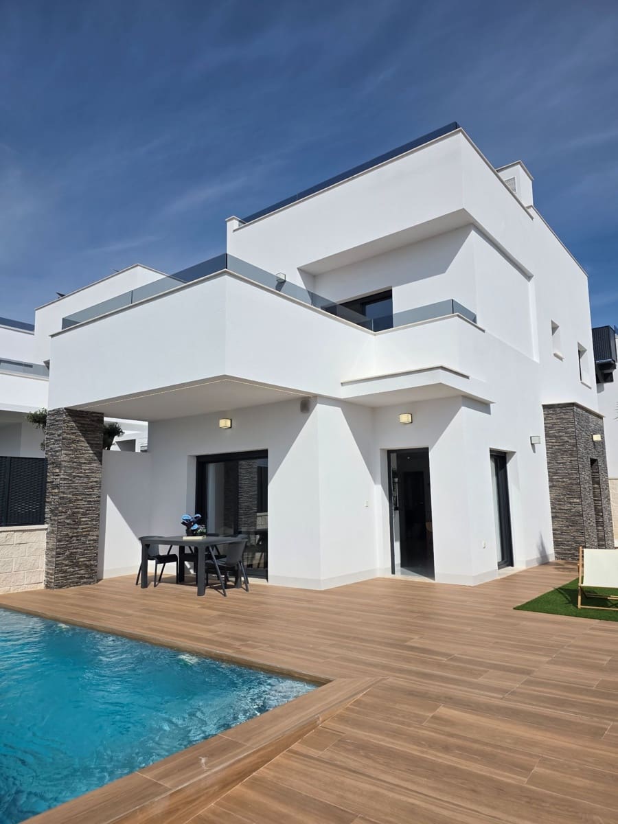 3 sypialnia Willa na sprzedaż w Orihuela Costa z basenem garażem - 415 000 € (Ref: 9679507)