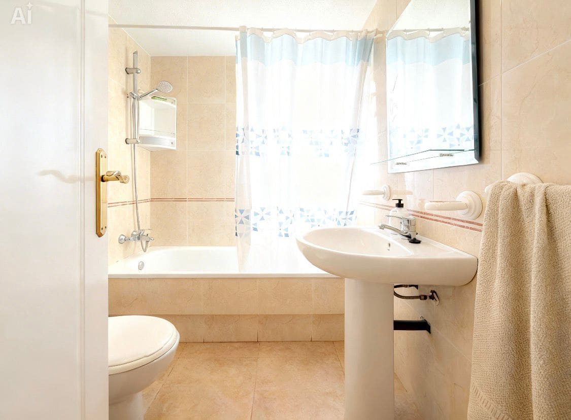 2 Zimmer Bungalow zu verkaufen in Torrevieja mit Pool Garage - 155.000 € (Ref: 9679511)