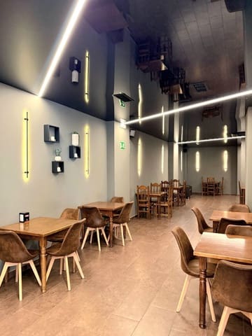 2 quarto Comercial para venda em Torrevieja - 229 500 € (Ref: 9686094)