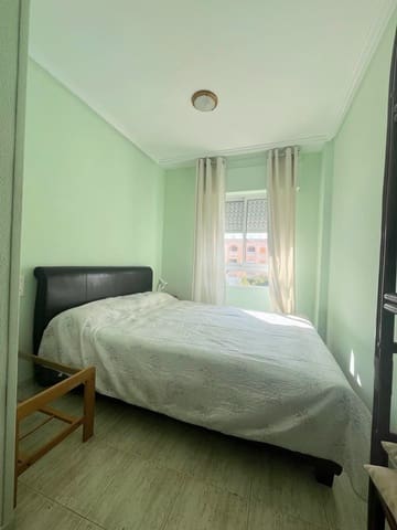 1 bedroom Apartment for sale in Torrevieja with pool - € 114,900 (Ref: 9694749)