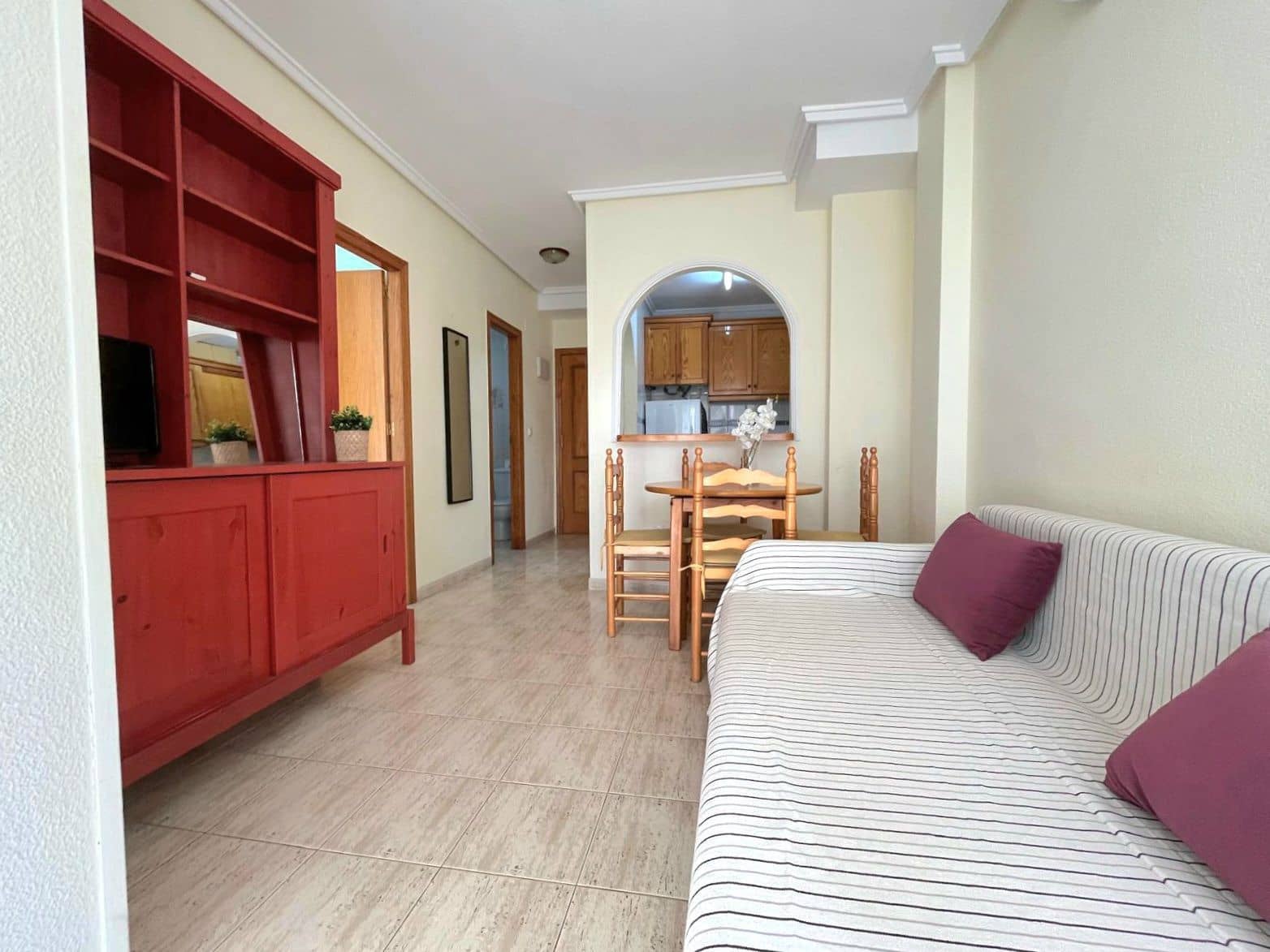 1 bedroom Apartment for sale in Torrevieja with pool - € 114,900 (Ref: 9694749)