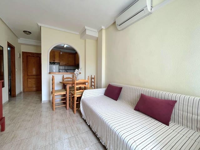 1 bedroom Apartment for sale in Torrevieja with pool - € 114,900 (Ref: 9694749)