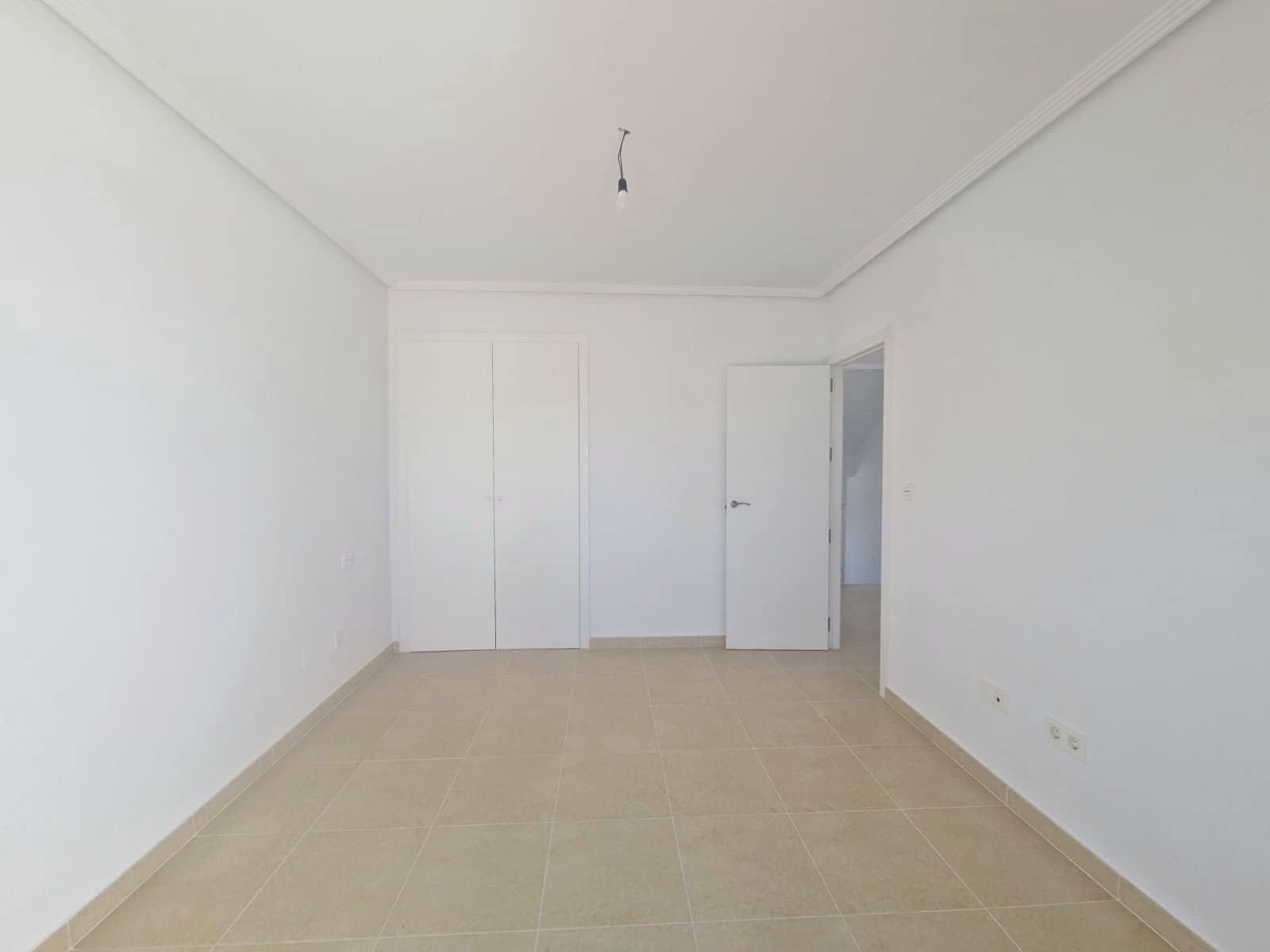 Chalet de 3 habitaciones en San Fulgencio en venta con piscina garaje - 275.000 € (Ref: 9694750)