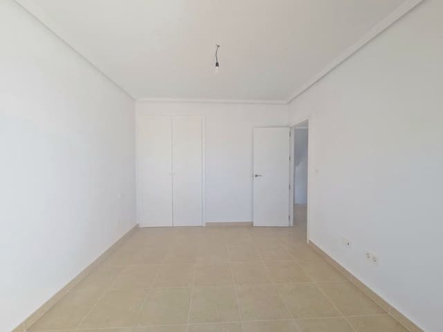 3 soveværelse Villa til salg i San Fulgencio med swimmingpool garage - € 275.000 (Ref: 9694750)