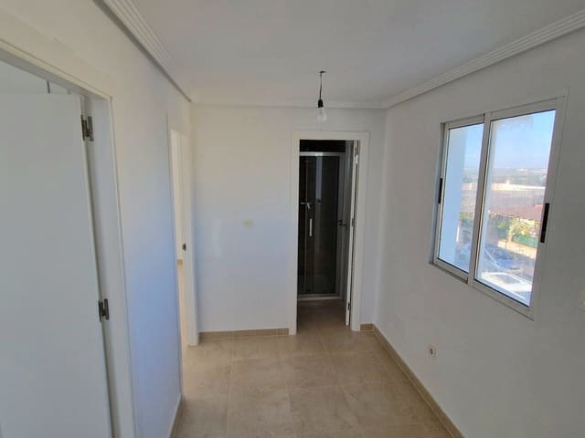 3 soveværelse Villa til salg i San Fulgencio med swimmingpool garage - € 275.000 (Ref: 9694750)