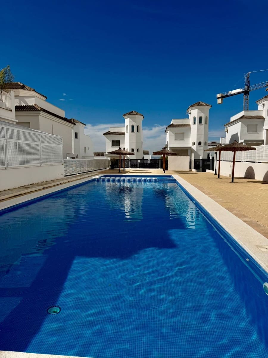 Chalet de 3 habitaciones en San Fulgencio en venta con piscina garaje - 275.000 € (Ref: 9694750)