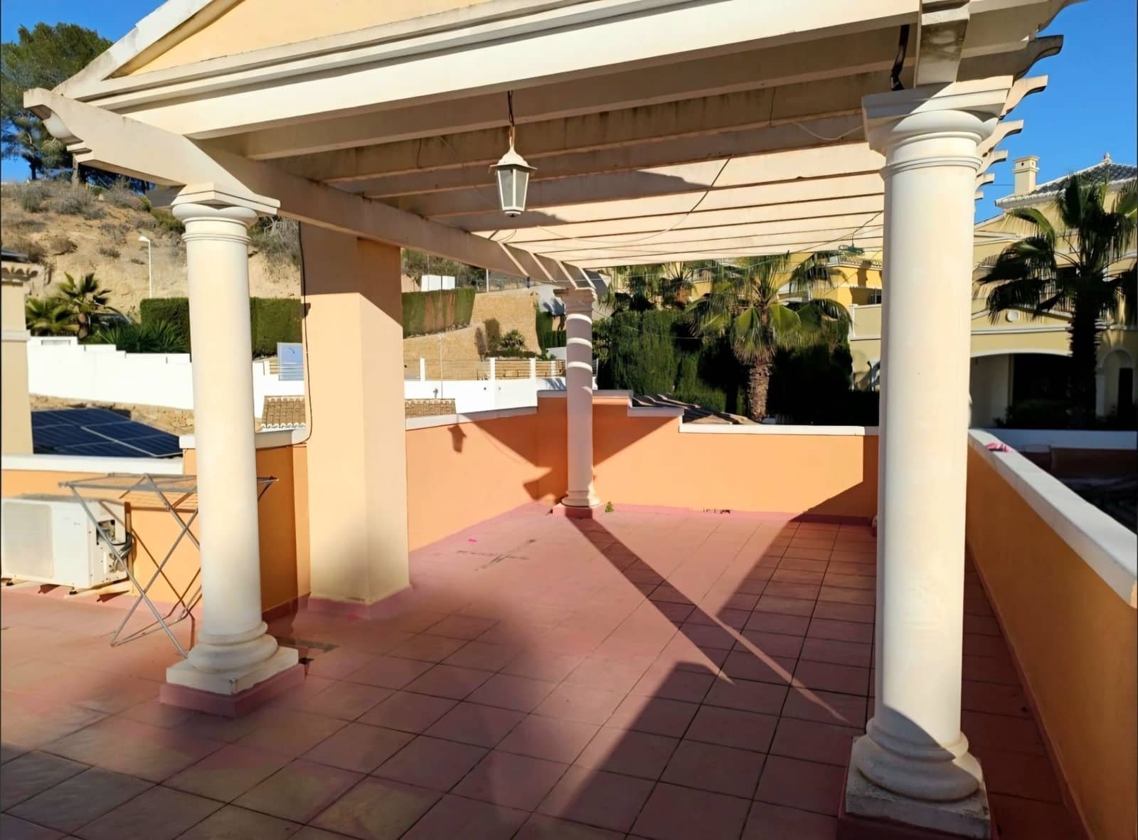 2 soverom Bungalow til salgs i Calpe / Calp med svømmebasseng garasje - € 285 000 (Ref: 9698163)