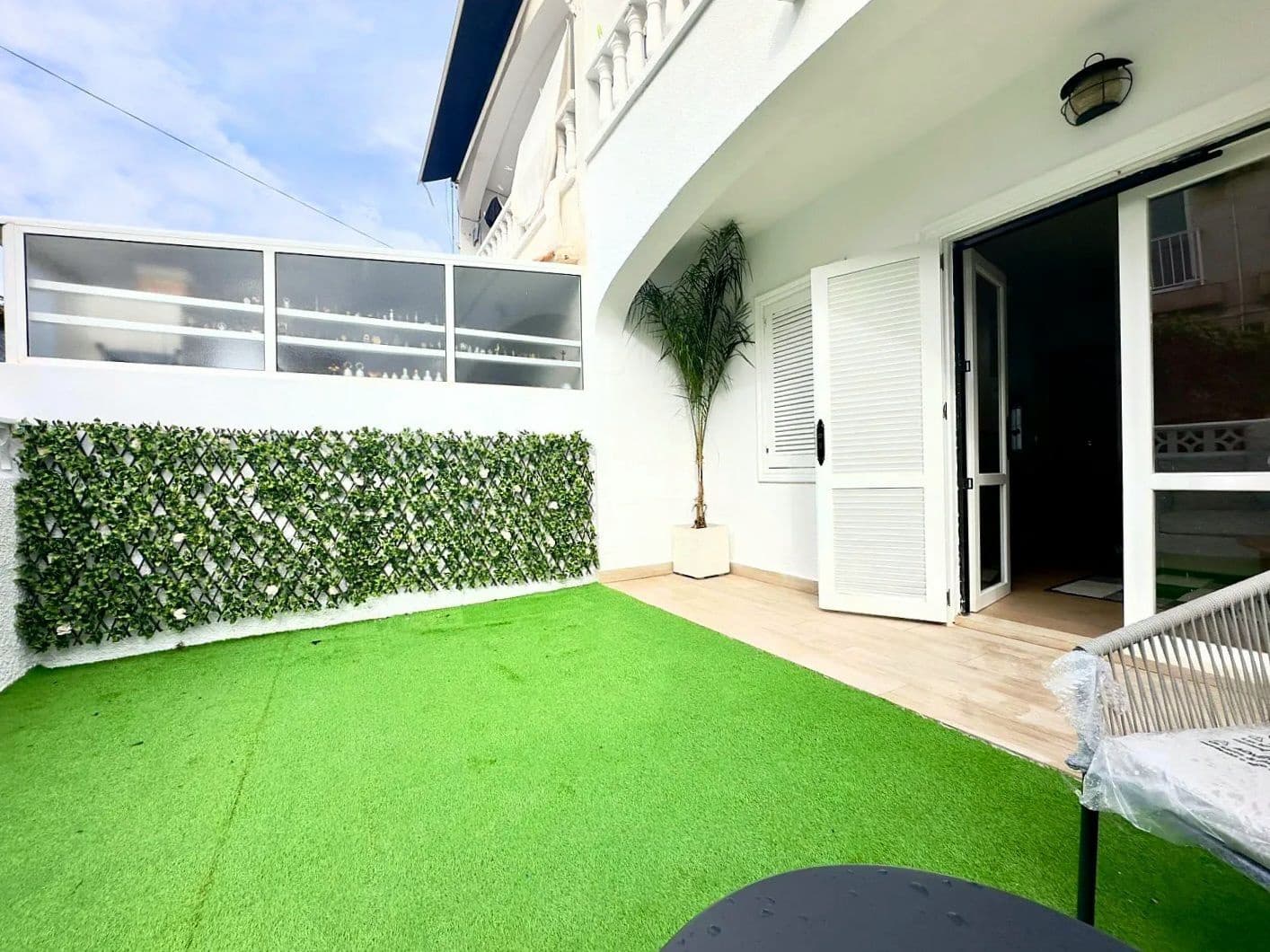 1 chambre Bungalow à vendre à Orihuela Costa avec piscine - 114 900 € (Ref: 9700475)