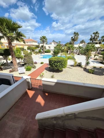 3 soverom Kjedet enebolig til salgs i Ciudad Quesada, Rojales med svømmebasseng garasje - € 227 000 (Ref: 9700476)