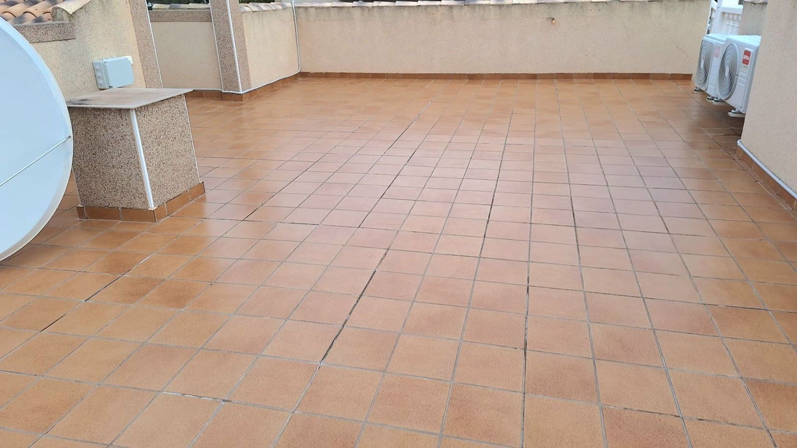 Chalet de 3 habitaciones en Guardamar del Segura en venta con piscina garaje - 450.000 € (Ref: 9704549)