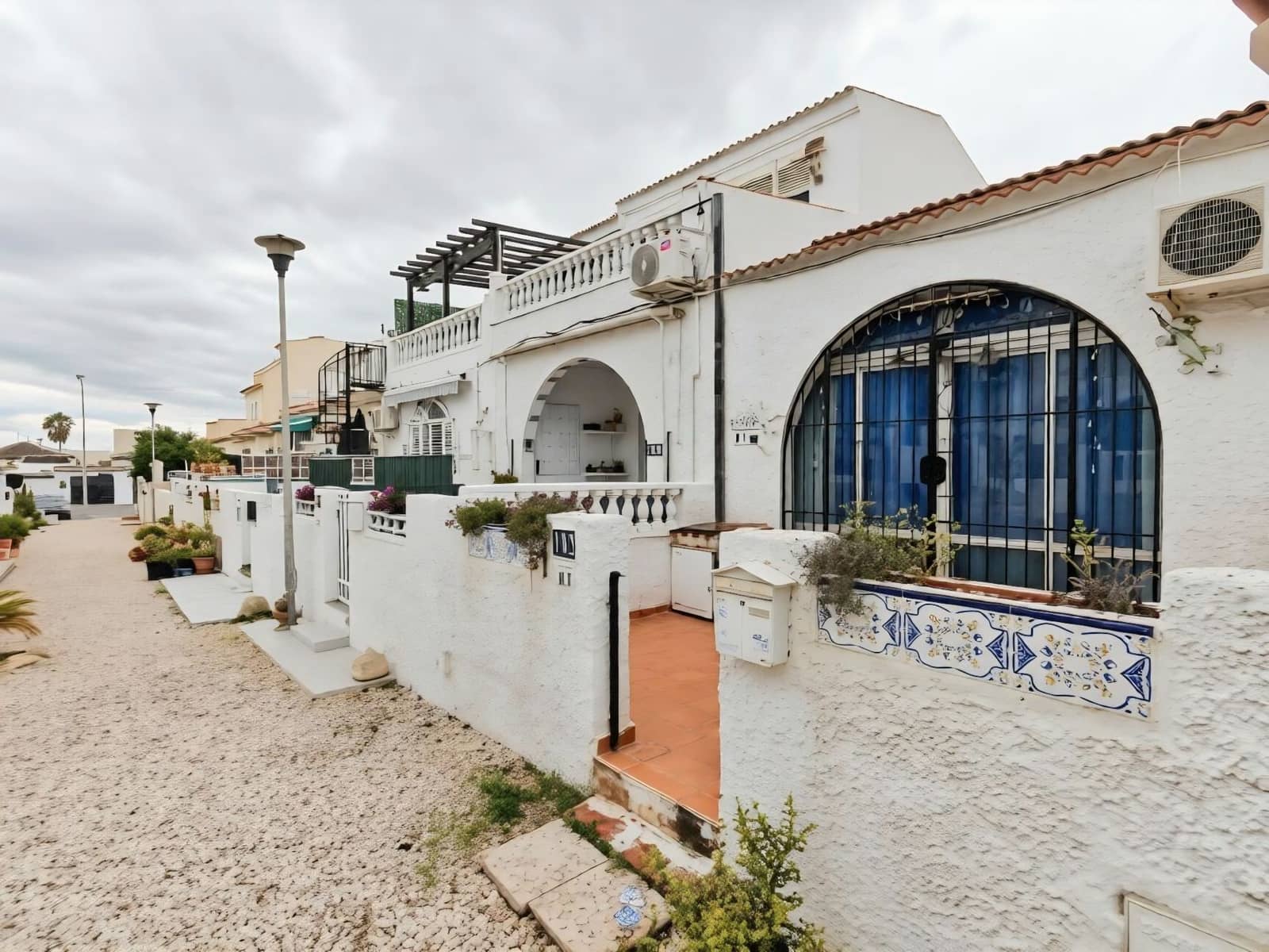 1 sovrum Bungalow till salu i Torrevieja - 99 999 € (Ref: 9711129)