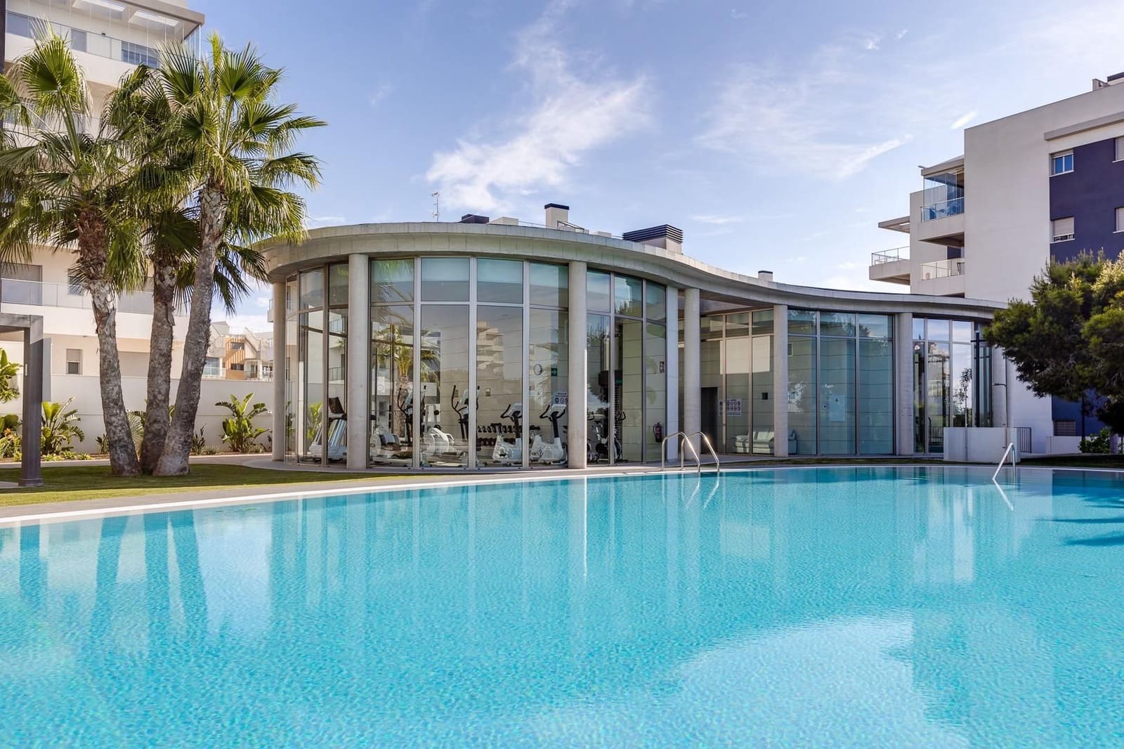 2 soveværelse Lejlighed til salg i Orihuela Costa med swimmingpool garage - € 279.000 (Ref: 9714549)