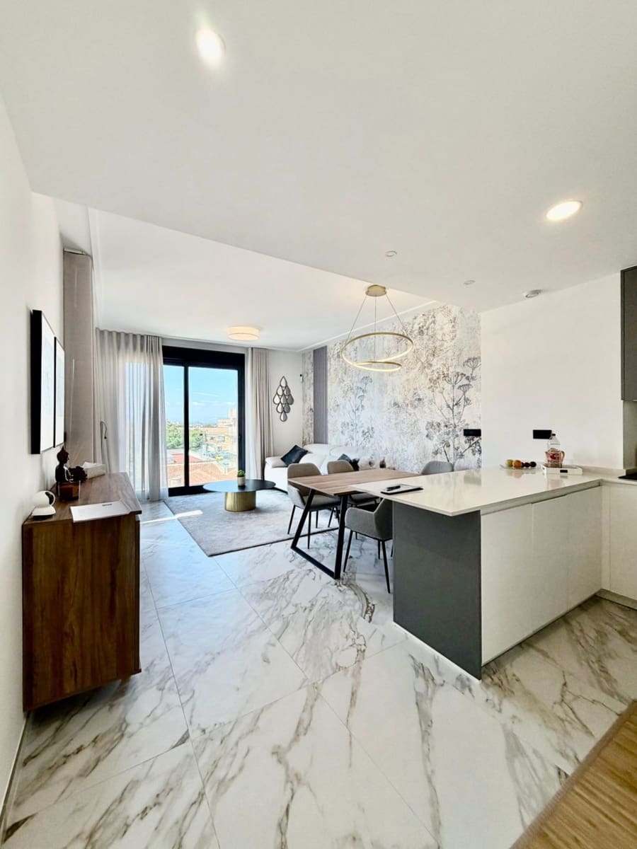 3 slaapkamer Penthouse te koop in Guardamar del Segura met garage - € 460.000 (Ref: 9719525)