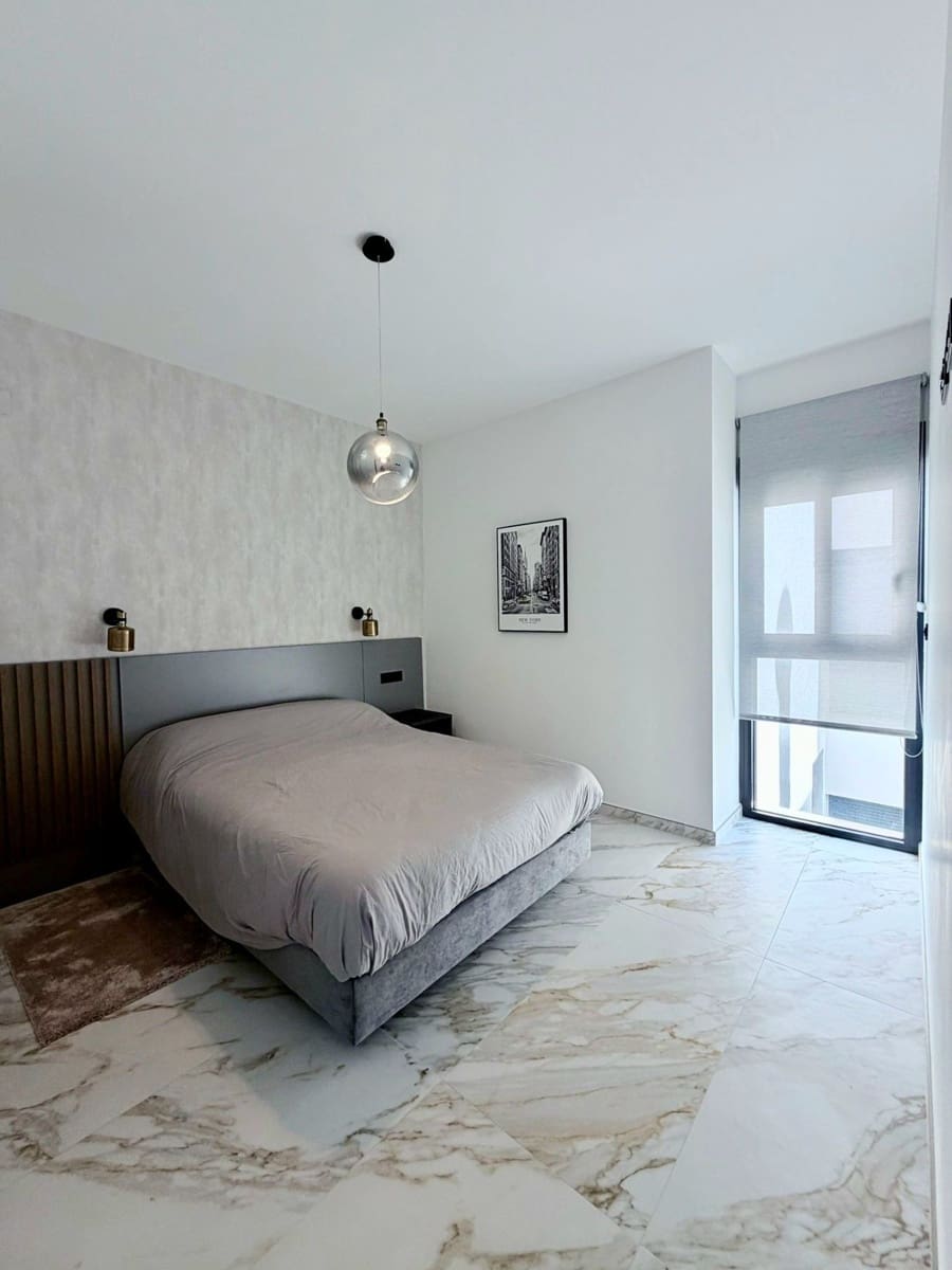 3 slaapkamer Penthouse te koop in Guardamar del Segura met garage - € 460.000 (Ref: 9719525)