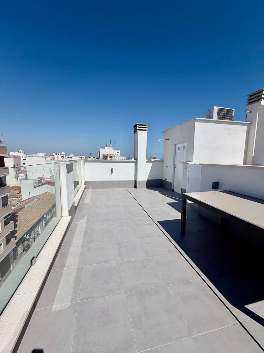 3 slaapkamer Penthouse te koop in Guardamar del Segura met garage - € 460.000 (Ref: 9719525)
