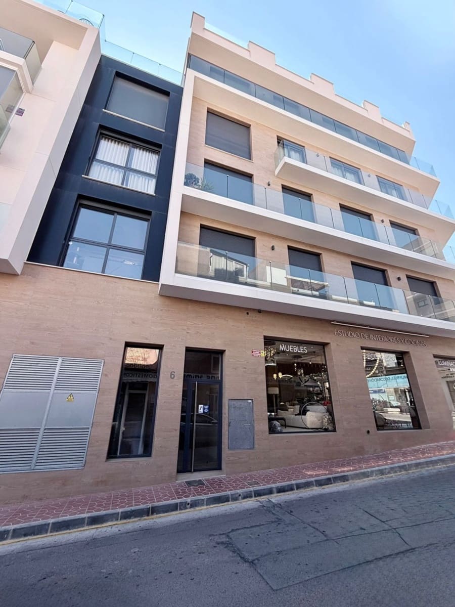 3 slaapkamer Penthouse te koop in Guardamar del Segura met garage - € 460.000 (Ref: 9719525)