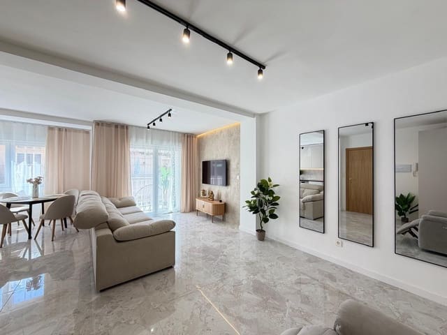 3 bedroom Penthouse for sale in Torrevieja - € 239,000 (Ref: 9731690)