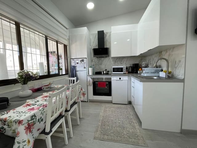 2 camera da letto Bungalow in vendita in Torrevieja - 126.000 € (Rif: 9735215)