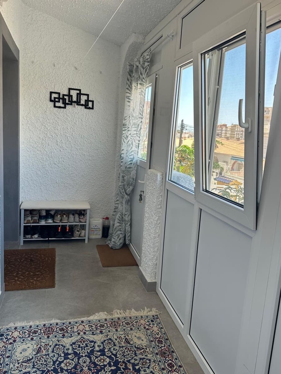 2 bedroom Bungalow for sale in Torrevieja - € 125,990 (Ref: 9735215)