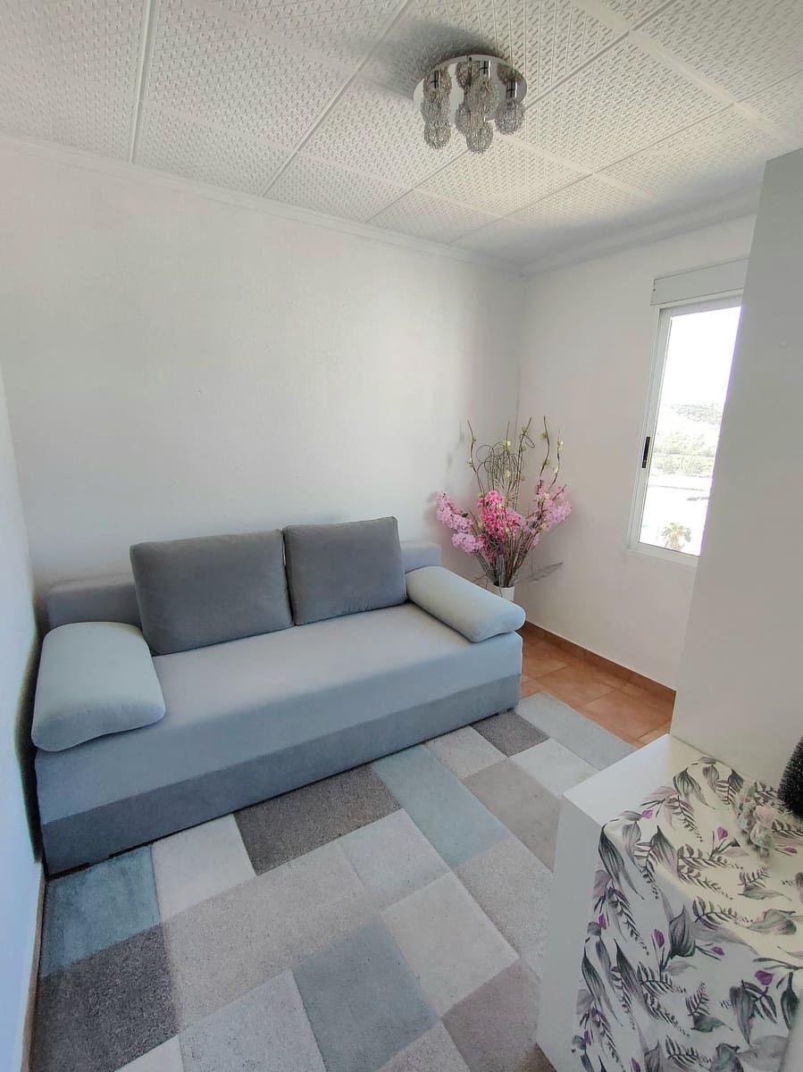 3 slaapkamer Appartement te koop in Guardamar del Segura - € 144.900 (Ref: 9738009)