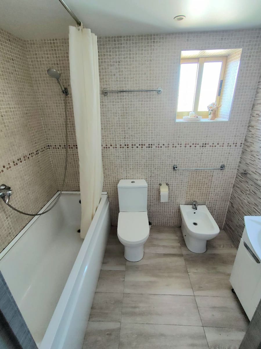 3 slaapkamer Appartement te koop in Guardamar del Segura - € 144.900 (Ref: 9738009)