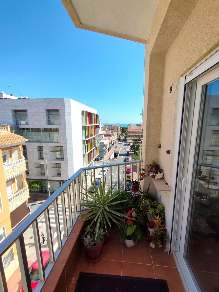 3 slaapkamer Appartement te koop in Guardamar del Segura - € 144.900 (Ref: 9738009)