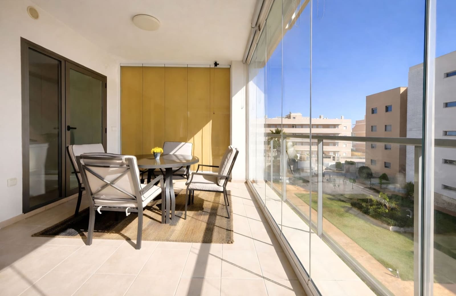 2 slaapkamer Appartement te koop in Orihuela Costa met zwembad garage - € 245.000 (Ref: 9738010)