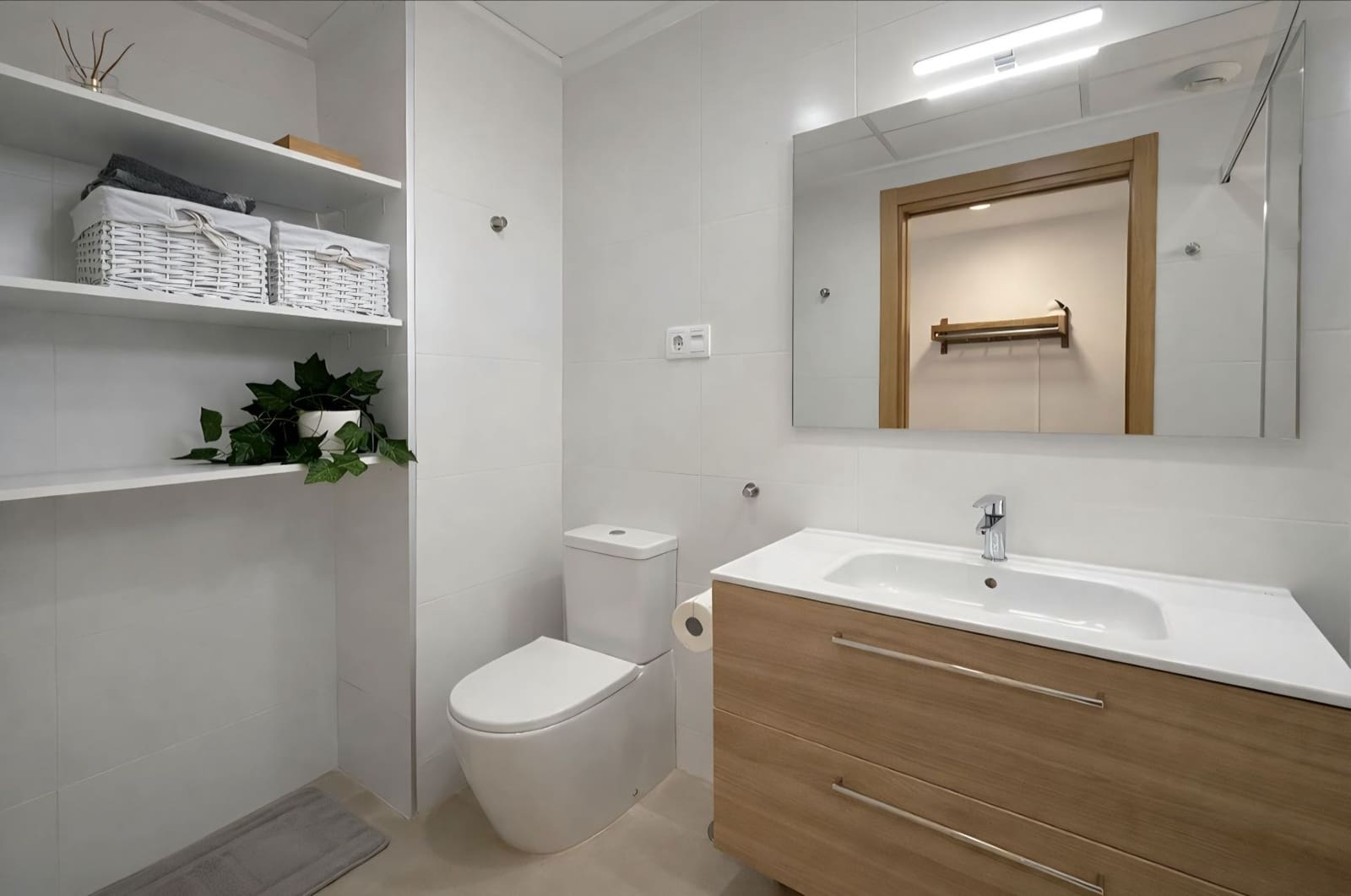 2 slaapkamer Appartement te koop in Orihuela Costa met zwembad garage - € 245.000 (Ref: 9738010)