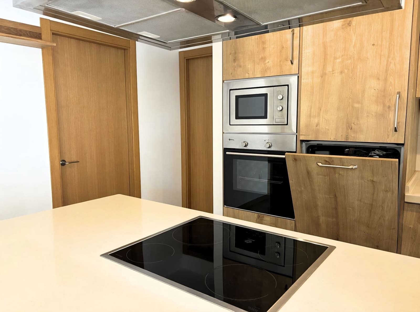 2 slaapkamer Appartement te koop in Orihuela Costa met zwembad garage - € 245.000 (Ref: 9738010)