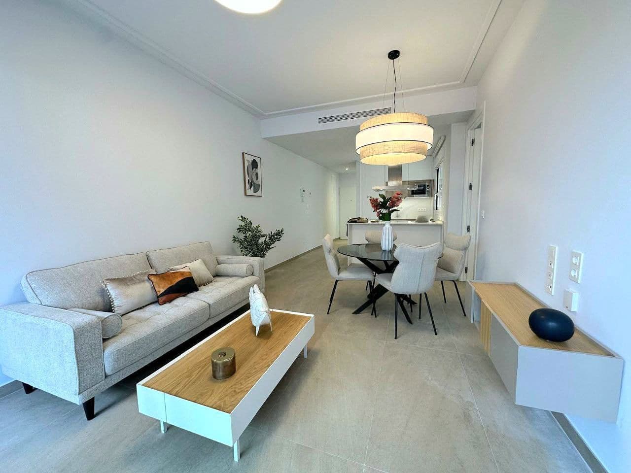 2 chambre Penthouse à vendre à Torrevieja avec piscine - 450 000 € (Ref: 9741509)