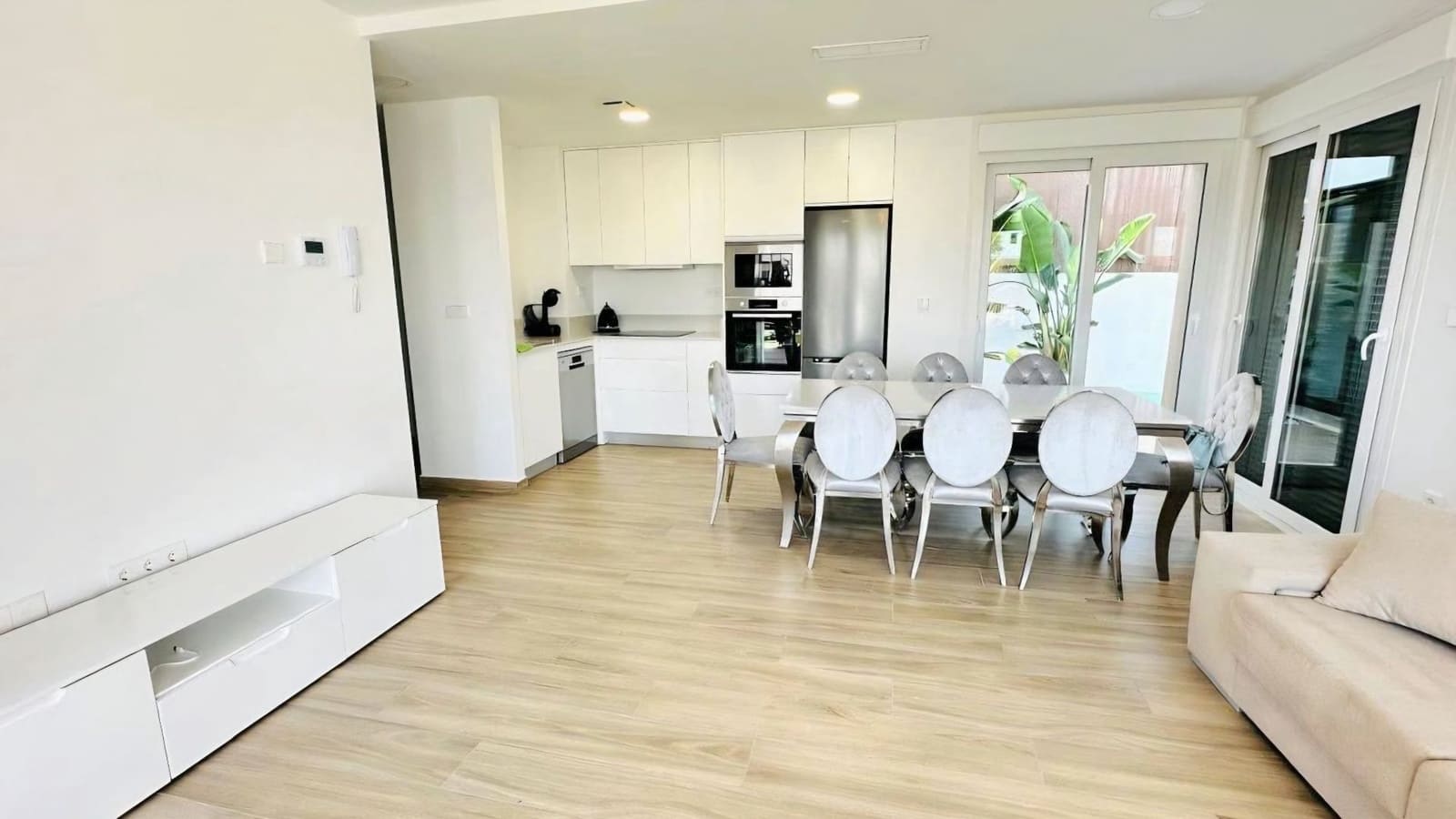 2 sypialnia Dom blizniak na sprzedaż w Orihuela Costa z basenem garażem - 330 000 € (Ref: 9744051)