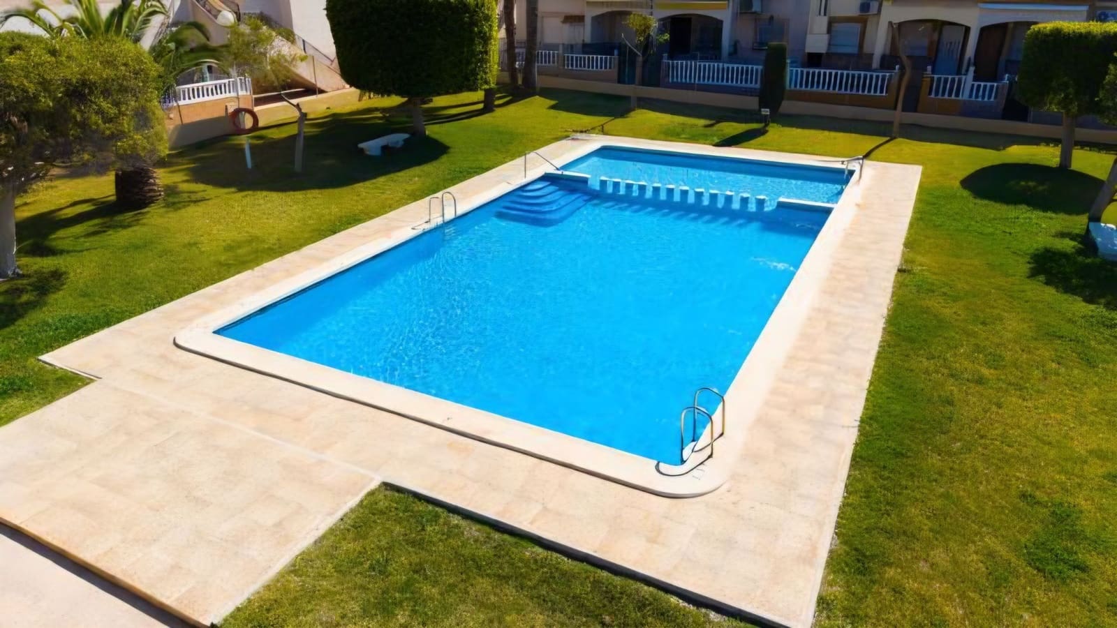 3 bedroom Bungalow for sale in Torrevieja with pool garage - € 208,995 (Ref: 9751627)