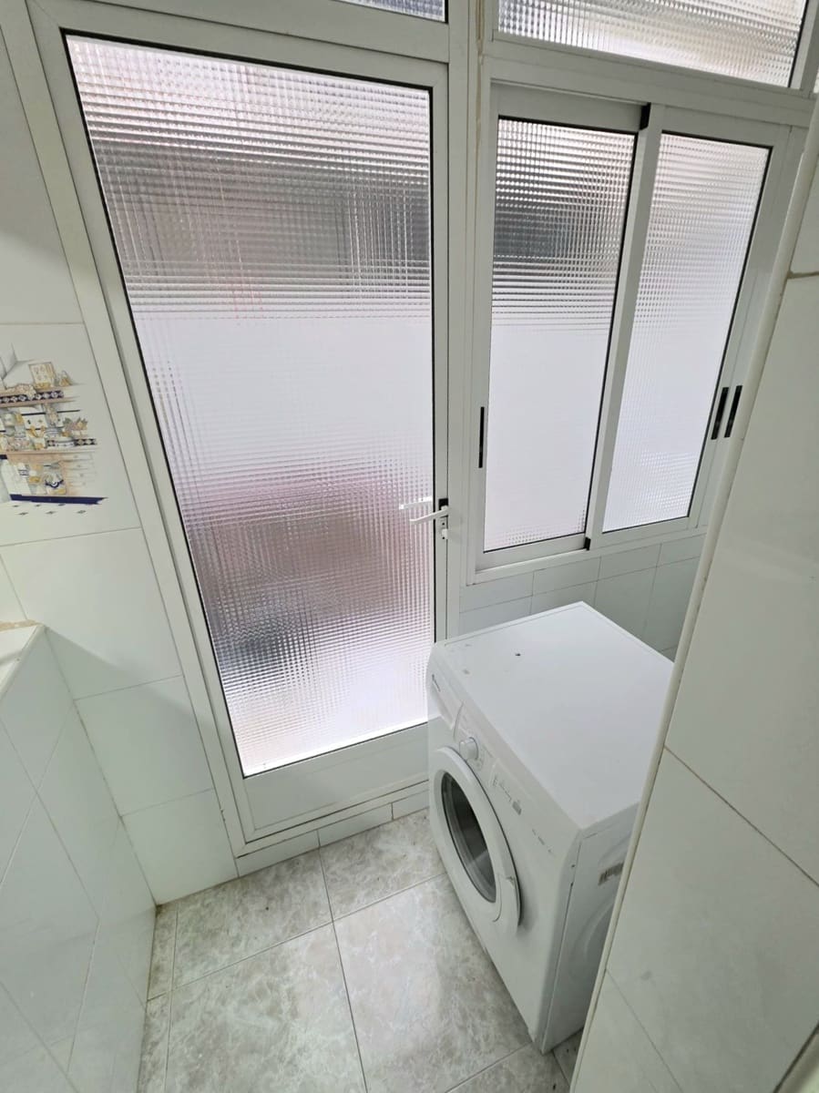 3 soverom Leilighet til salgs i Alicante by - € 135 000 (Ref: 9755352)