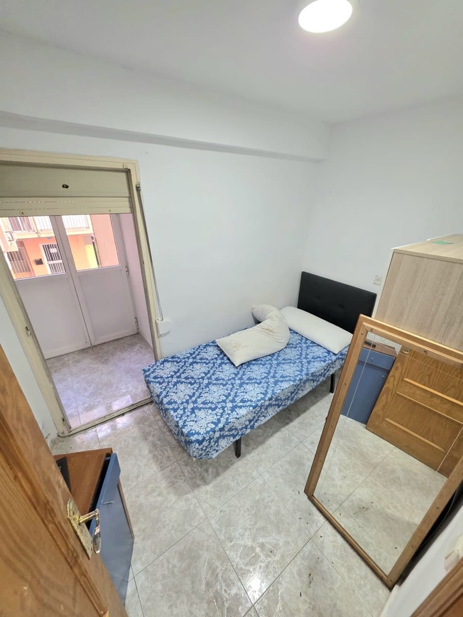 3 soverom Leilighet til salgs i Alicante by - € 135 000 (Ref: 9755352)