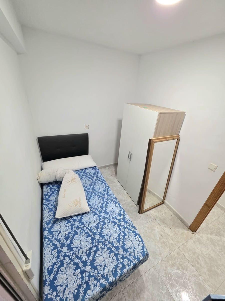 3 soverom Leilighet til salgs i Alicante by - € 135 000 (Ref: 9755352)