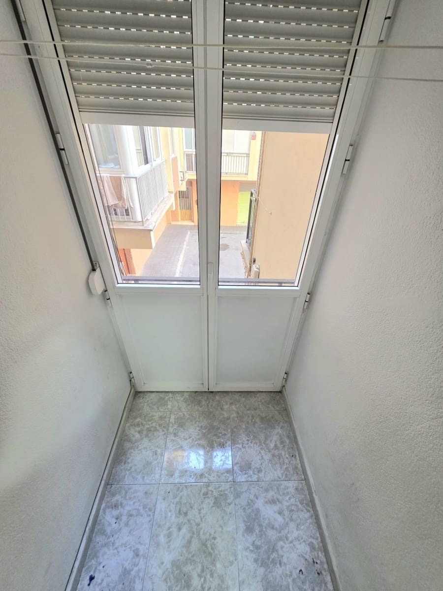 3 soverom Leilighet til salgs i Alicante by - € 135 000 (Ref: 9755352)