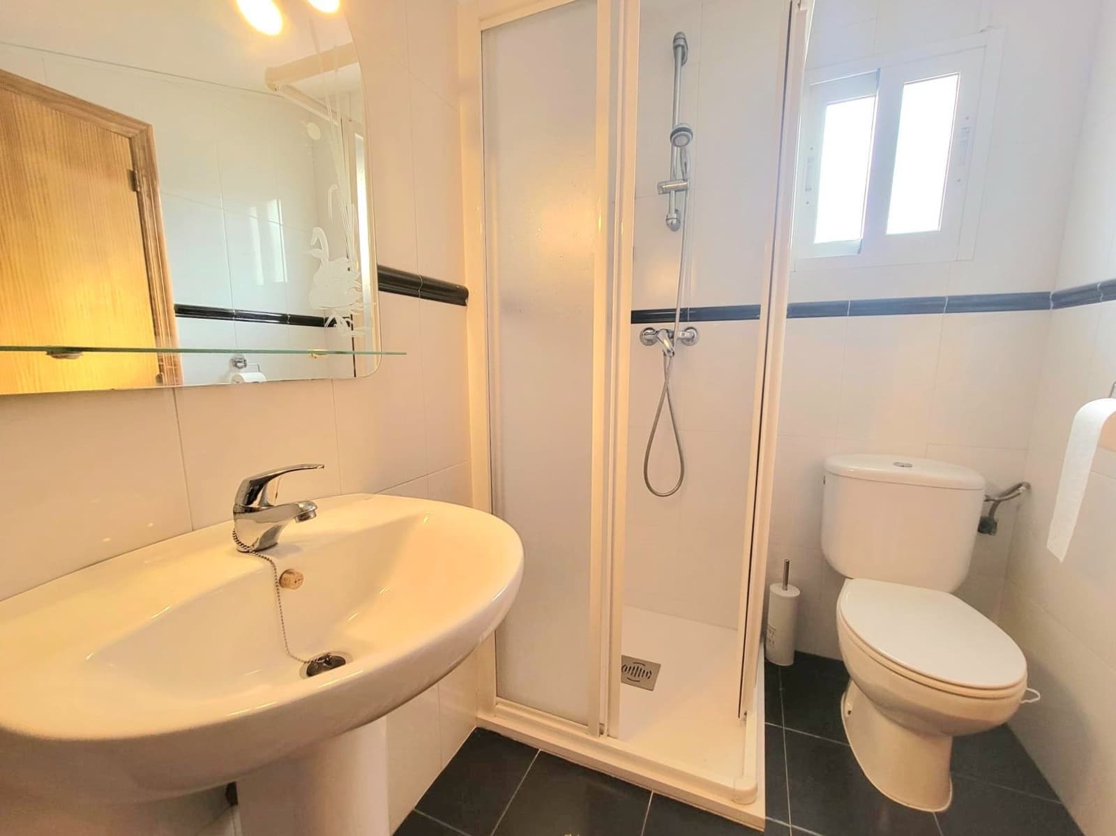 2 soverom Kjedet enebolig til salgs i Torrevieja med garasje - € 138 000 (Ref: 9755354)