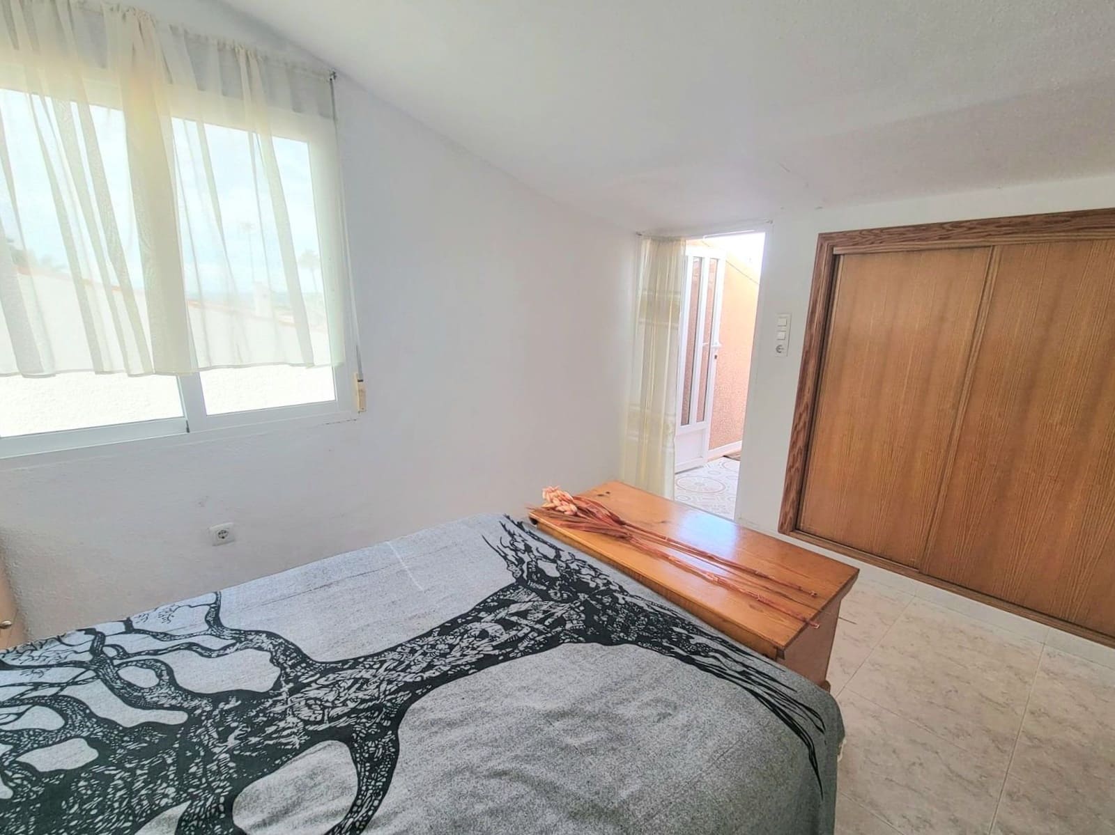 2 soverom Kjedet enebolig til salgs i Torrevieja med garasje - € 138 000 (Ref: 9755354)